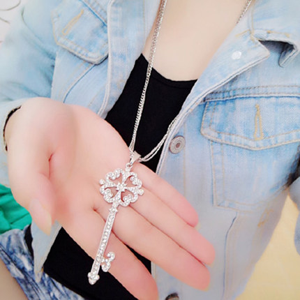 韩国时尚新款水晶毛衣链项链女韩国钥匙长款时尚韩版百搭复古配饰