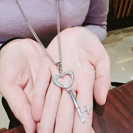 韩国时尚新款水晶毛衣链项链女韩国钥匙长款时尚韩版百搭复古配饰