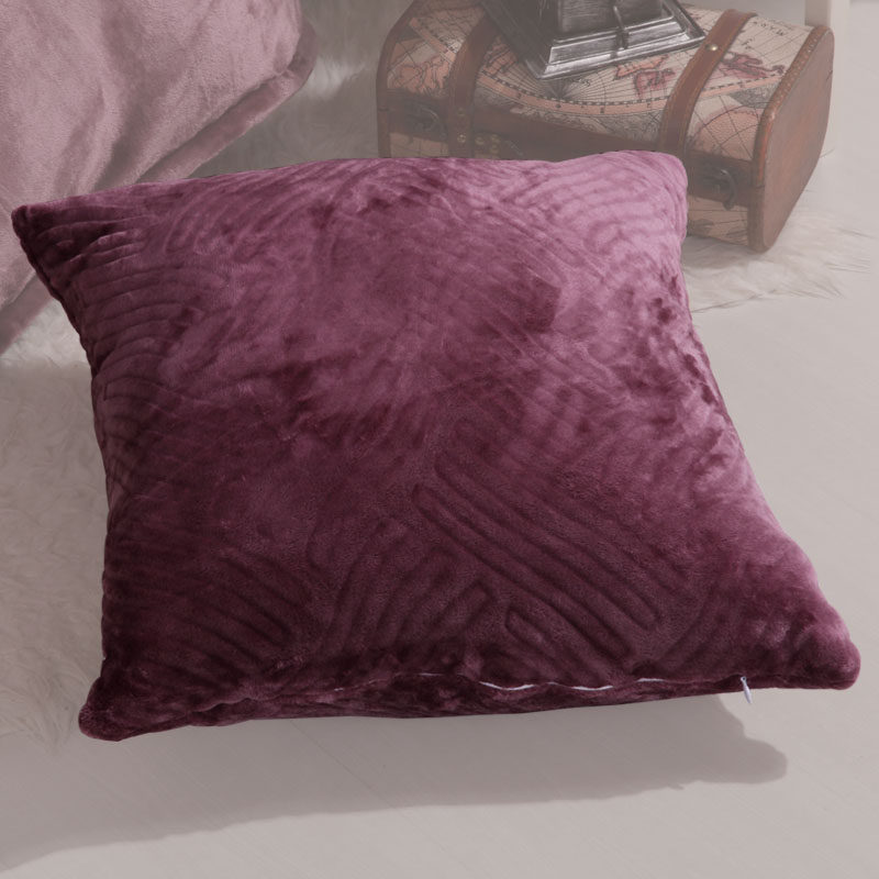 合雨珊瑚绒靠垫抱枕套超柔办公室创意午睡靠枕法兰绒腰枕1个正品