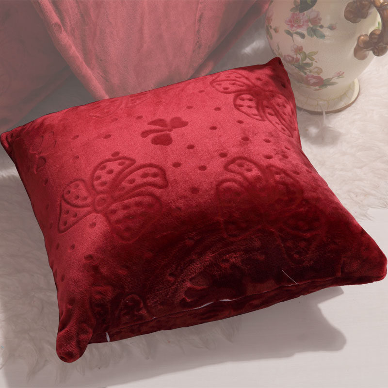 合雨珊瑚绒靠垫抱枕套超柔办公室创意午睡靠枕法兰绒腰枕1个正品