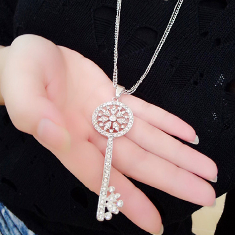 包邮韩国韩版饰品百搭水钻钥匙装饰项链挂链 时尚配饰长款毛衣链