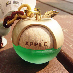 正品雅佰发 可爱水晶汽车吊饰 高档精油香水挂件 车内挂饰装饰品