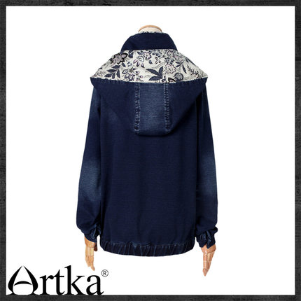 Ака Hitz женский этническая вышивка шить вручную Pankou воротник джинсовой свитер WN17539D специальный пред-