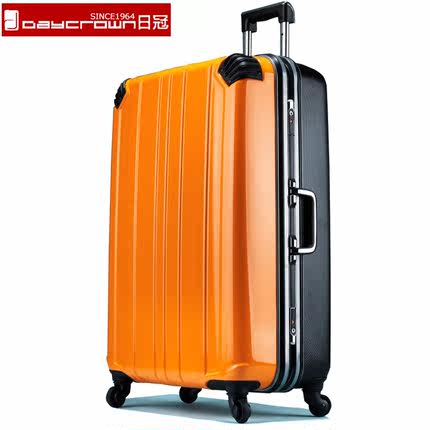 daycrown luggage price